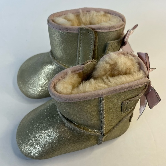 UGG Other - Ugg Jesse Bow Gold Metallic‎ Lined Booties 2/3